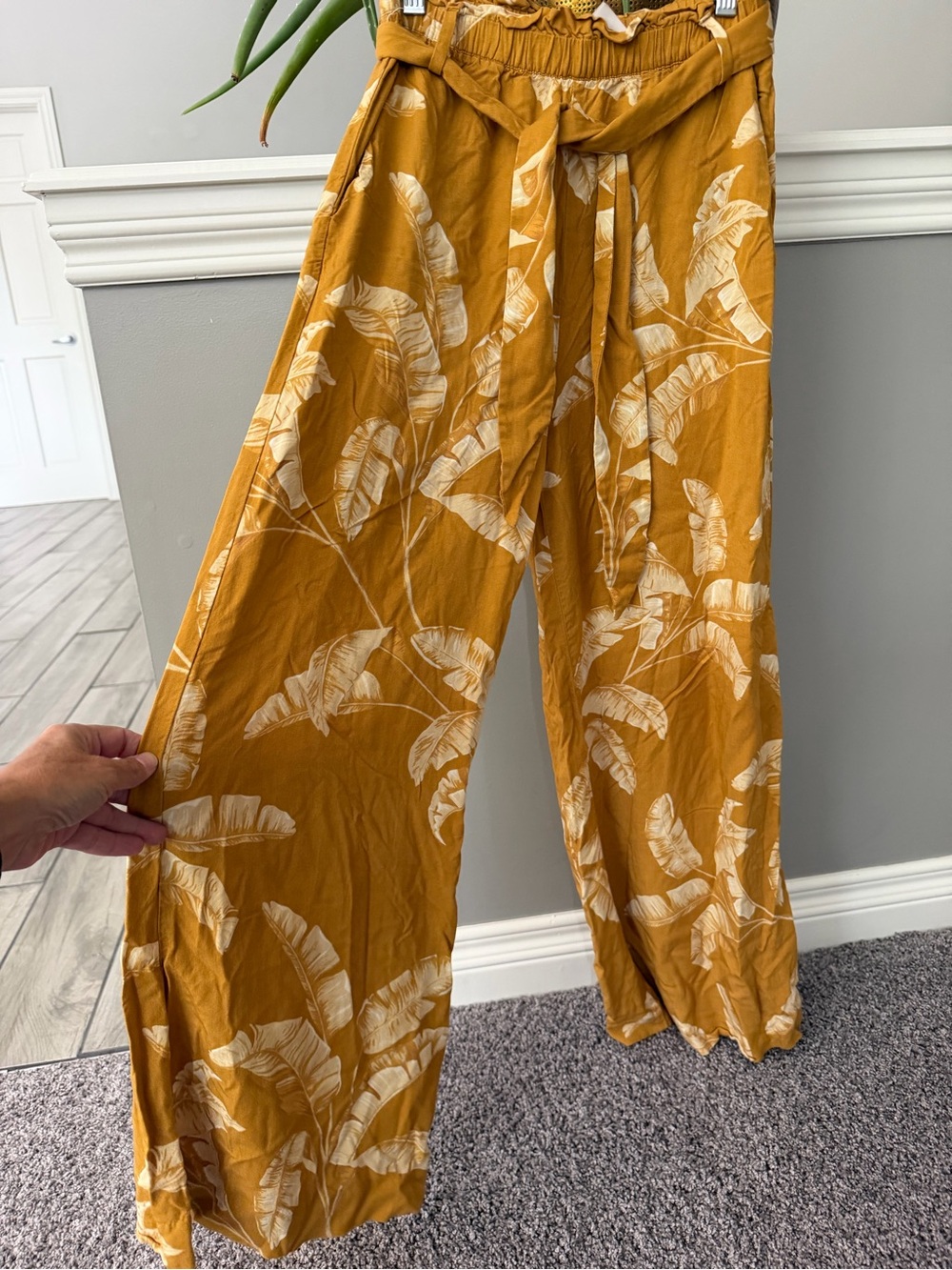 H&M Mustard Yellow Wide-Leg Tie-Waist Pants with Cream Leaf Print